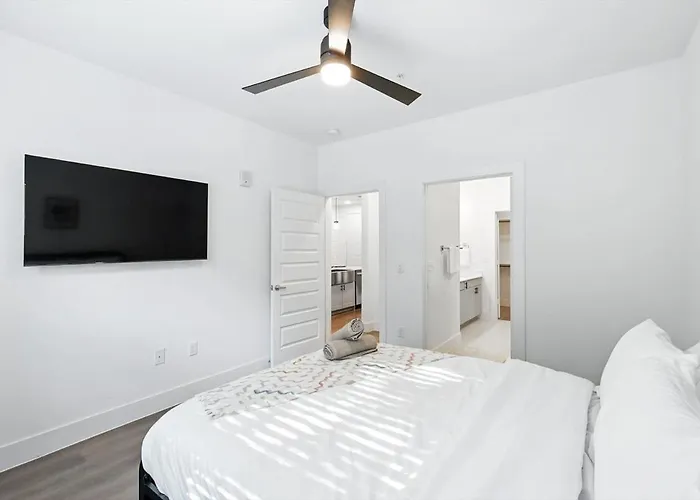 G36, 2br Luxury By Golf, Pool & Gym, Near Stockyards * Fort Worth